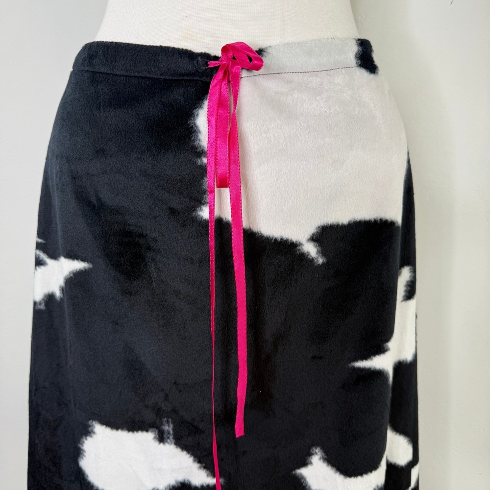bebe Cow Print Faux Fur Skirt‎ Size 4 Y2K Western Glam Rodeo Night Out - Picture 2 of 13
